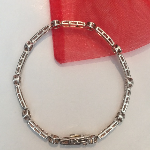 Bracelet - Picture 2 of 6